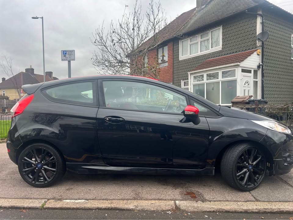 
								Ford Fiesta 2014 – Z-Tech 1.0 EcoBoost (S-Line) full									