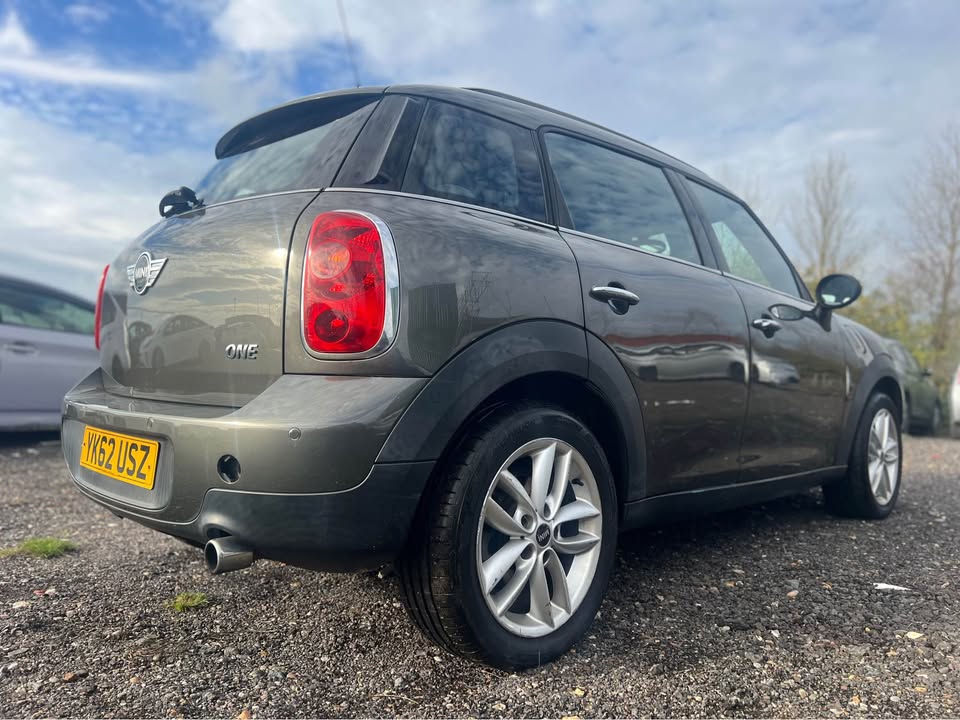
								MINI Countryman 1.5 Petrol 2012 full									