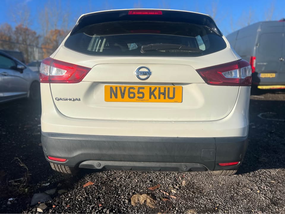 
								Nissan Qashqai 2015 full									