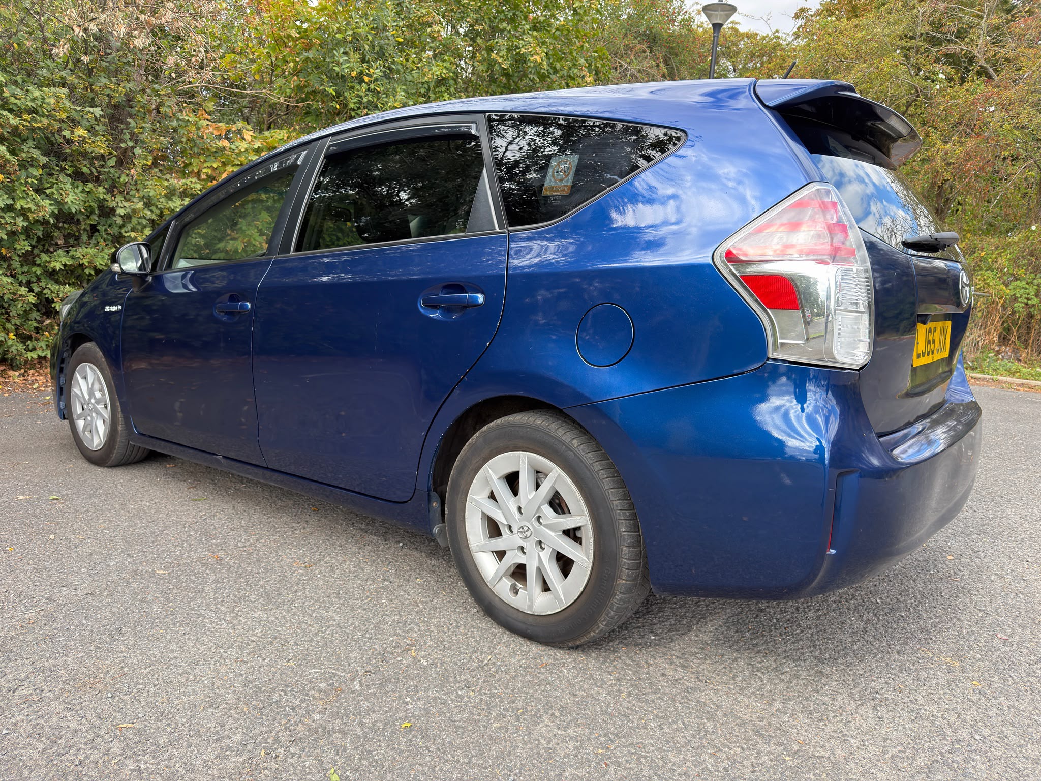 
								Prius plus 5 seater full									