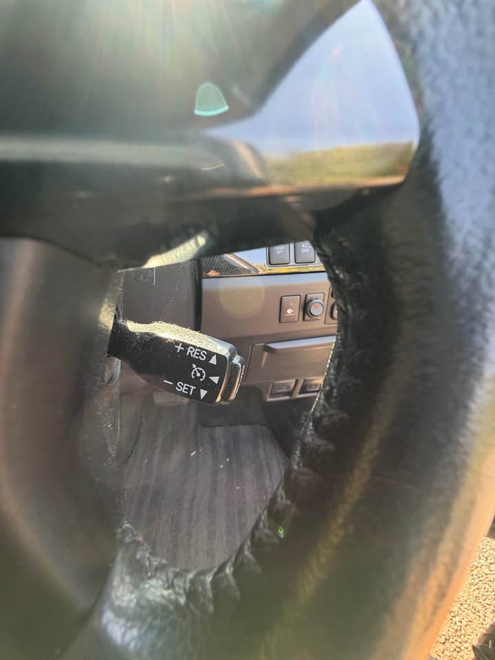 
								2013 Toyota Estima full									