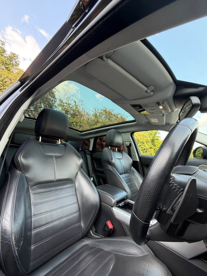 
								2016 Land Rover Range Rover Evoque full									