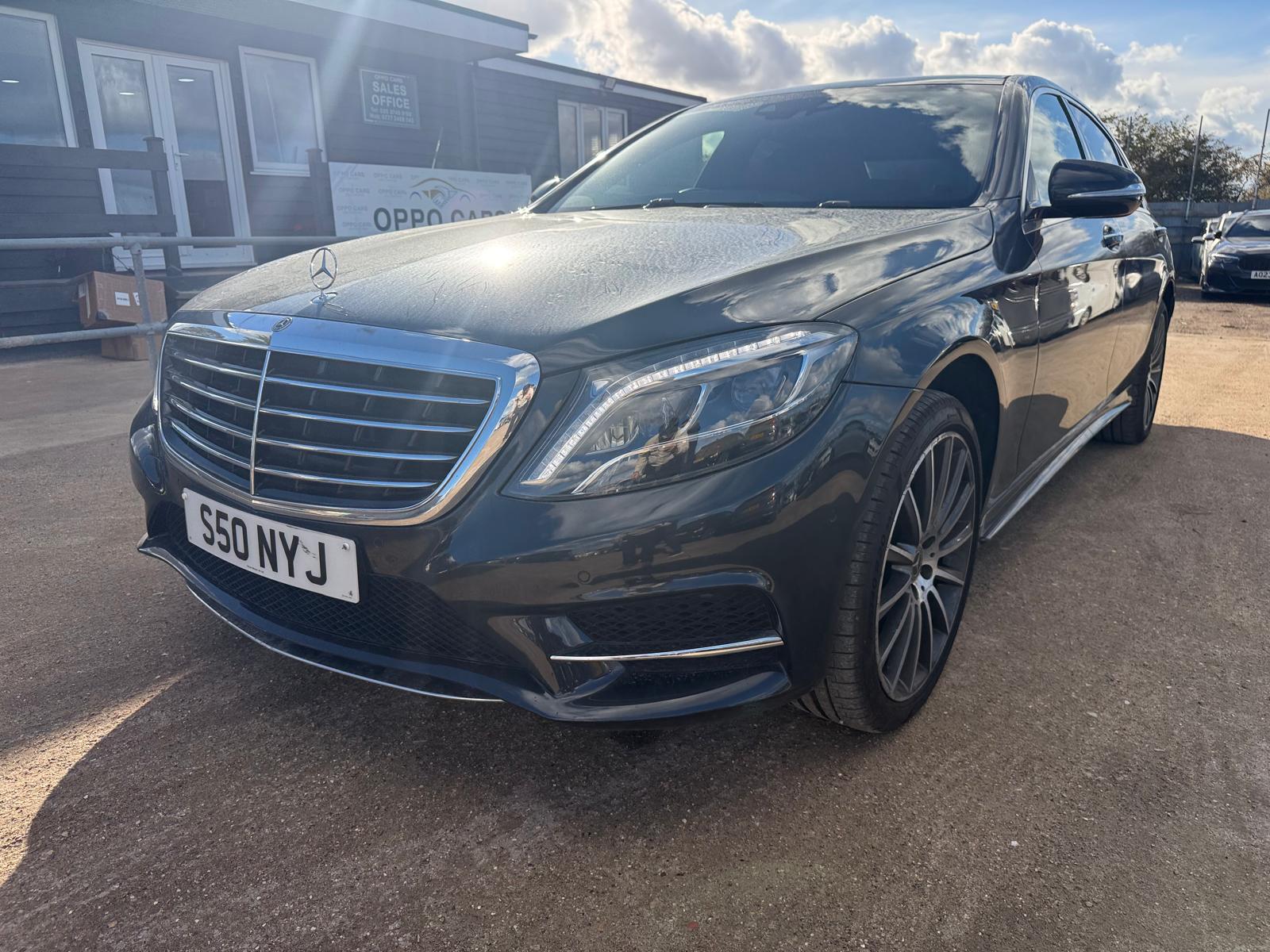 
								Mercedes-Benz S-Class S 350 d AMG Line L Executive Premium full									