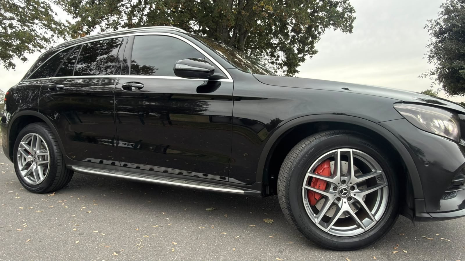 
								Mercedes Glc full									