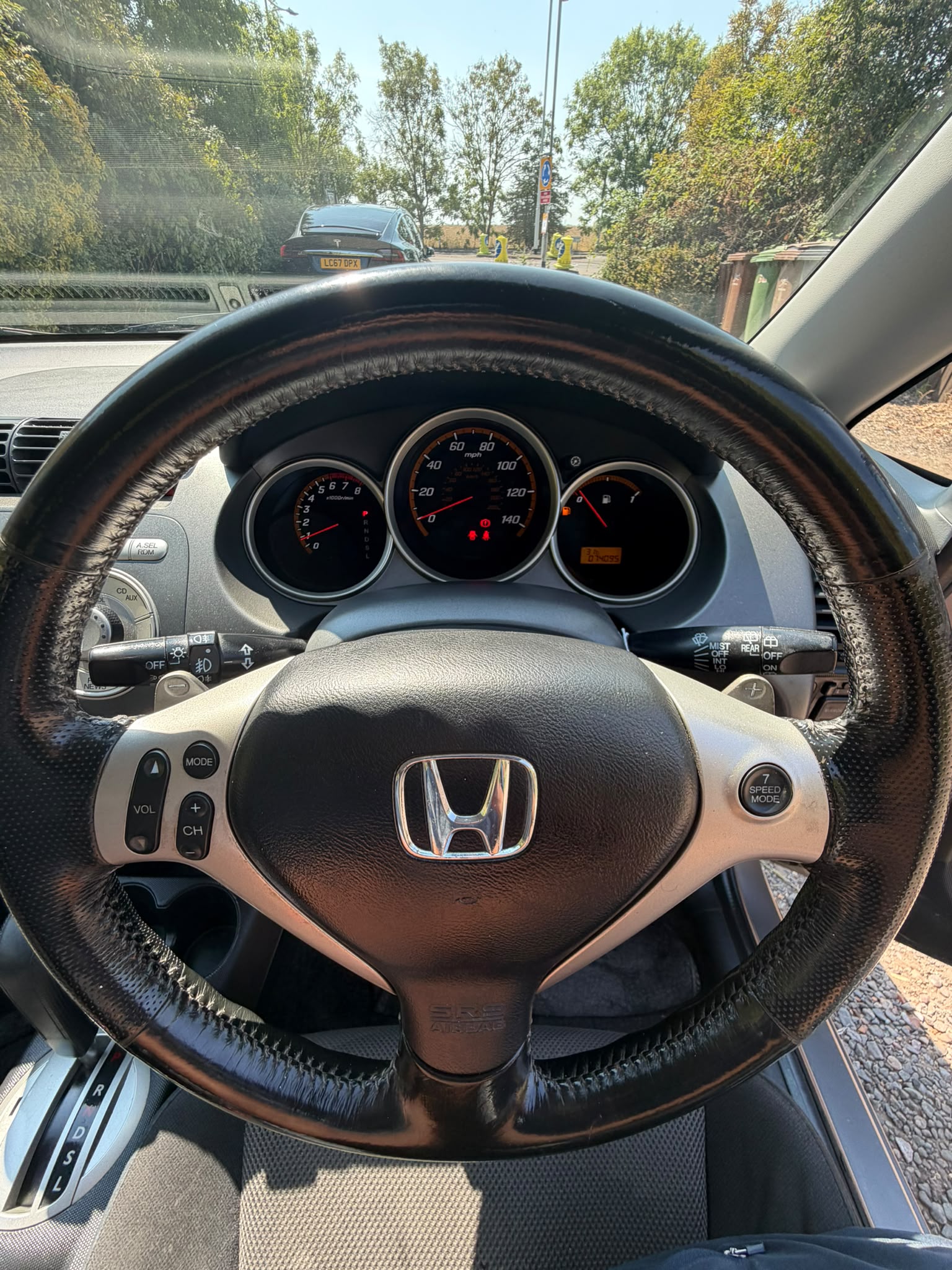 
								Honda Jazz full									