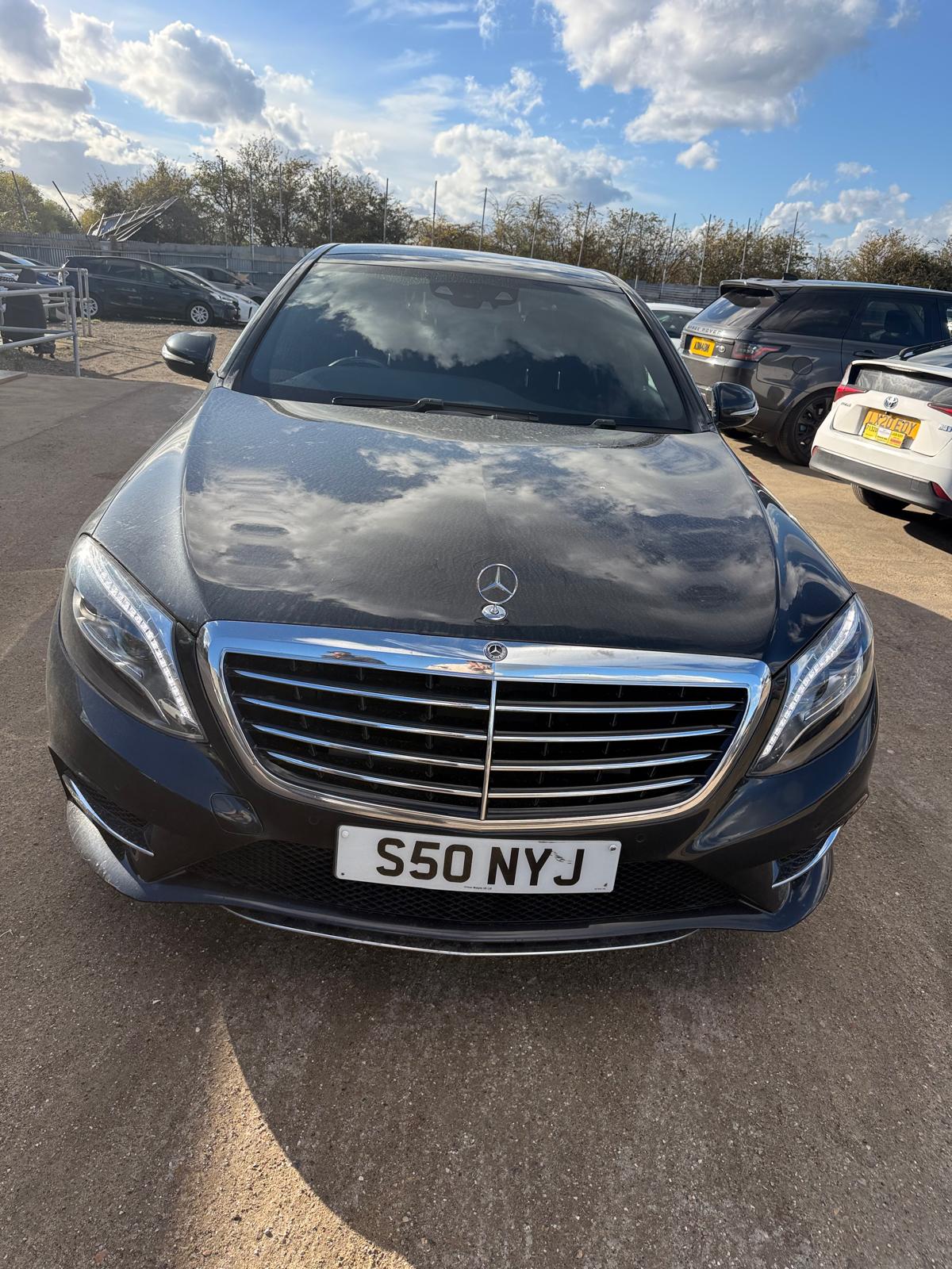 
								Mercedes-Benz S-Class S 350 d AMG Line L Executive Premium full									